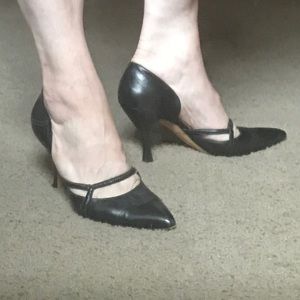 Manolo Blahnik black heels.